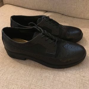 Chaps by Ralph Lauren wing tip loafer